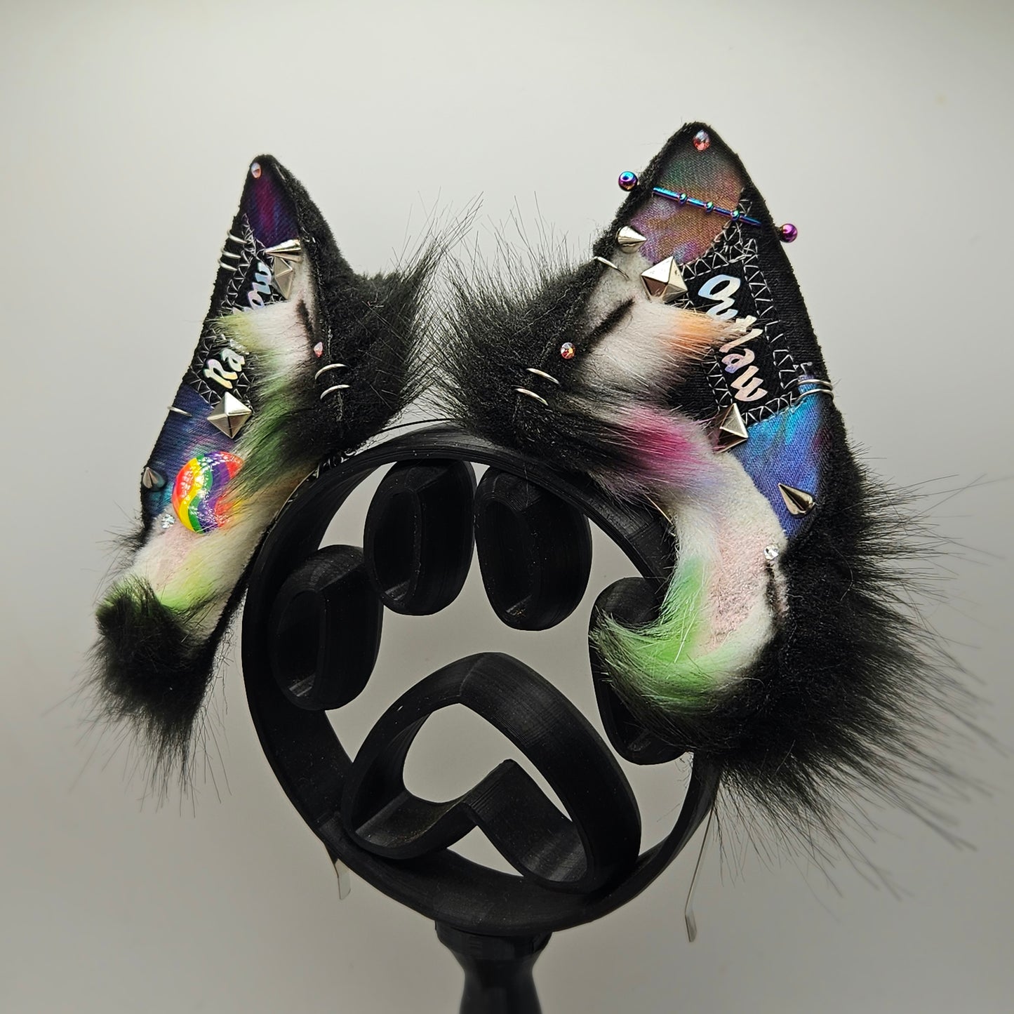 RAINBOW OUTLAW - Shephard Ears