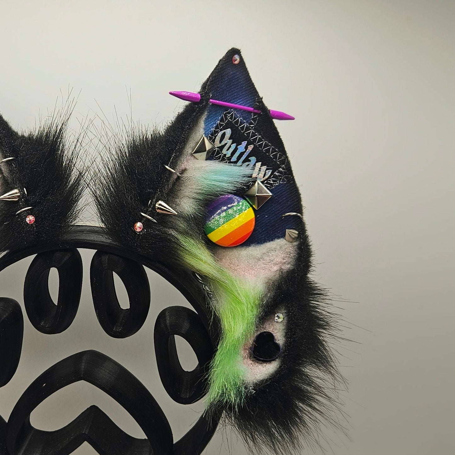 RAINBOW OUTLAW - Vixen Ears