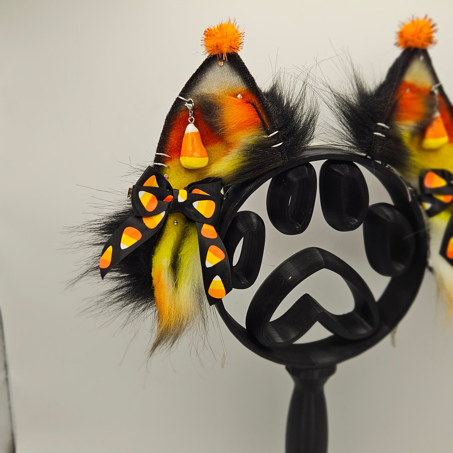 🍬 Candy Corn Clown Chow Chow Ears 🤡