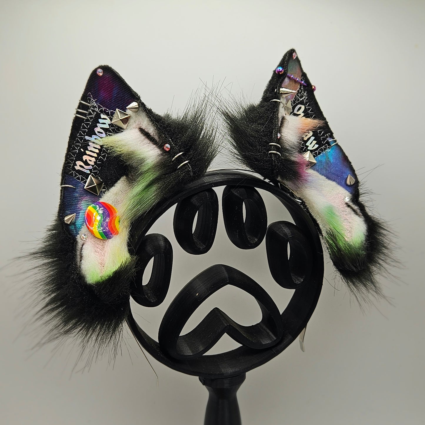 RAINBOW OUTLAW - Shephard Ears