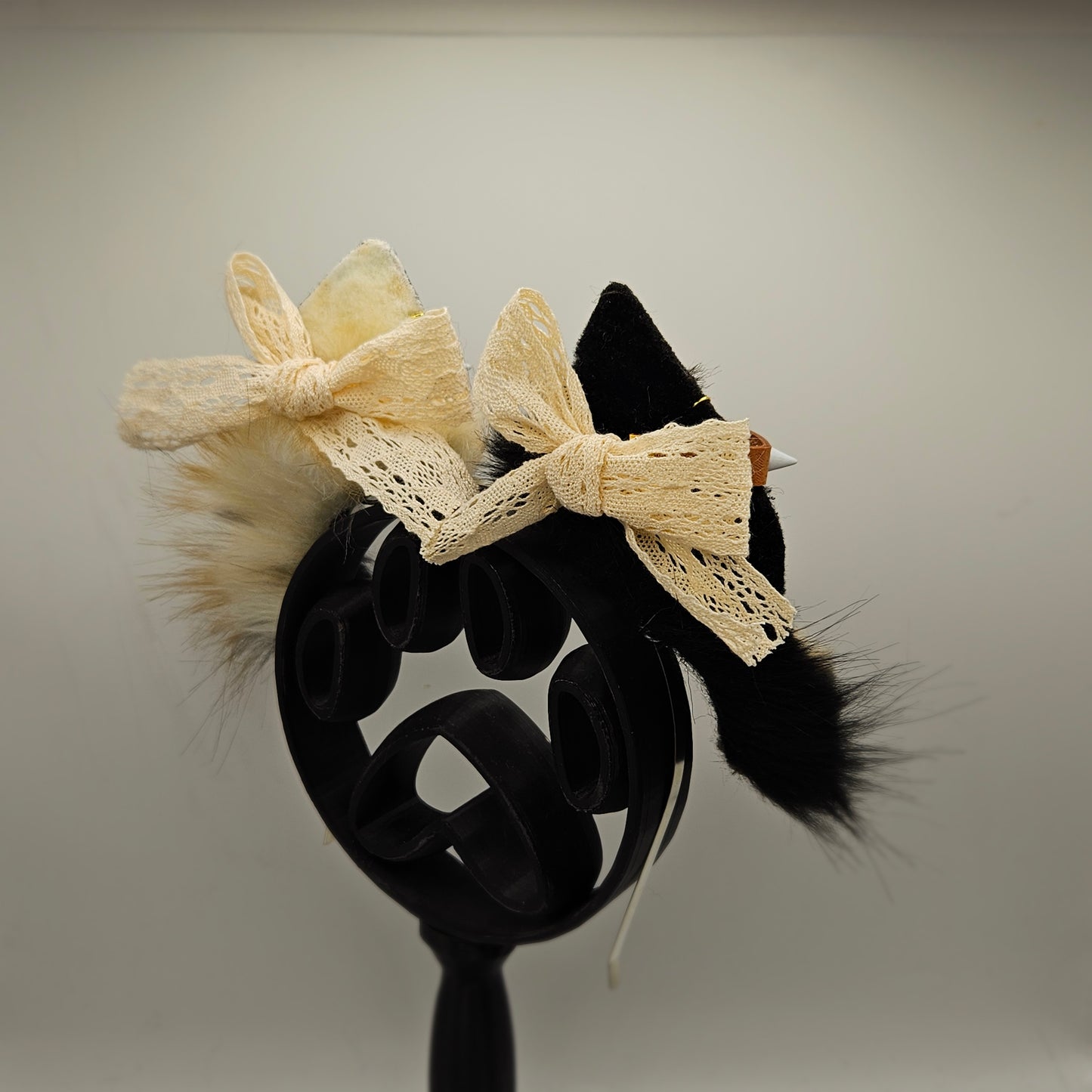 🖤🕯️🕸️ Leather & Lace Split Dye Chow Chow Ears 🕸️🕯️🖤