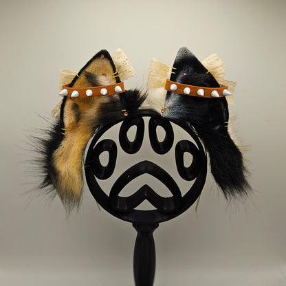 🖤🕯️🕸️ Leather & Lace Split Dye Chow Chow Ears 🕸️🕯️🖤