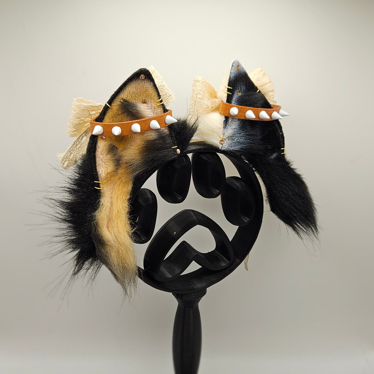 🖤🕯️🕸️ Leather & Lace Split Dye Chow Chow Ears 🕸️🕯️🖤